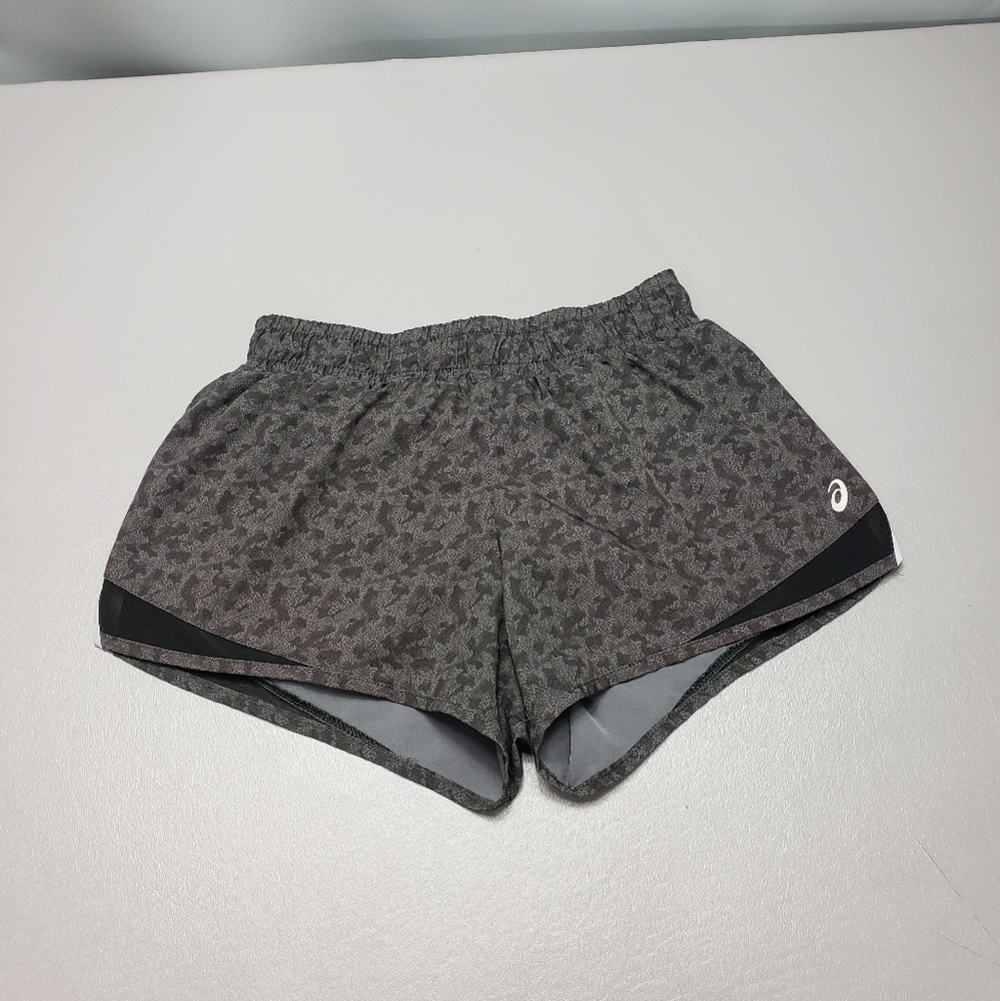 ASICS gray and black active wear work out shorts with liner women's size XS